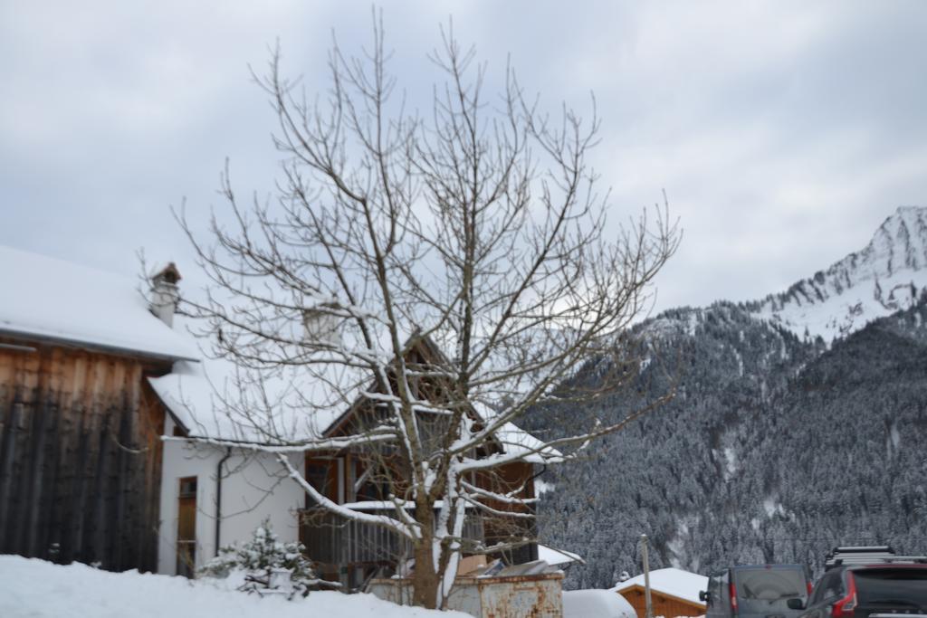 Sunnaschi Appartements - Wohnungen Oder Gesamt Als "Huette" ลาแทร์นส์ ภายนอก รูปภาพ